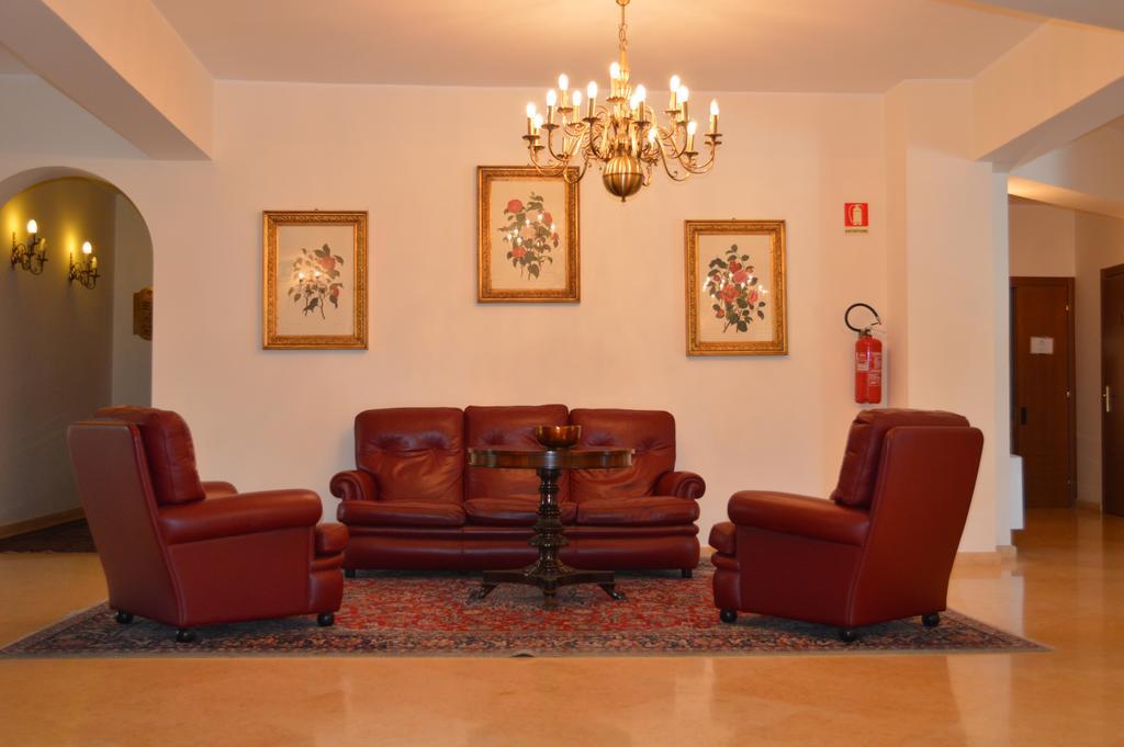 Hotel Delle Palme 法尔科内 外观 照片