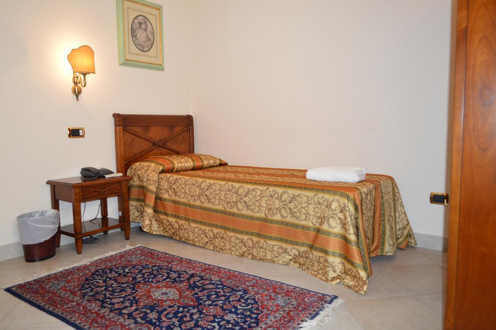 Hotel Delle Palme 法尔科内 客房 照片